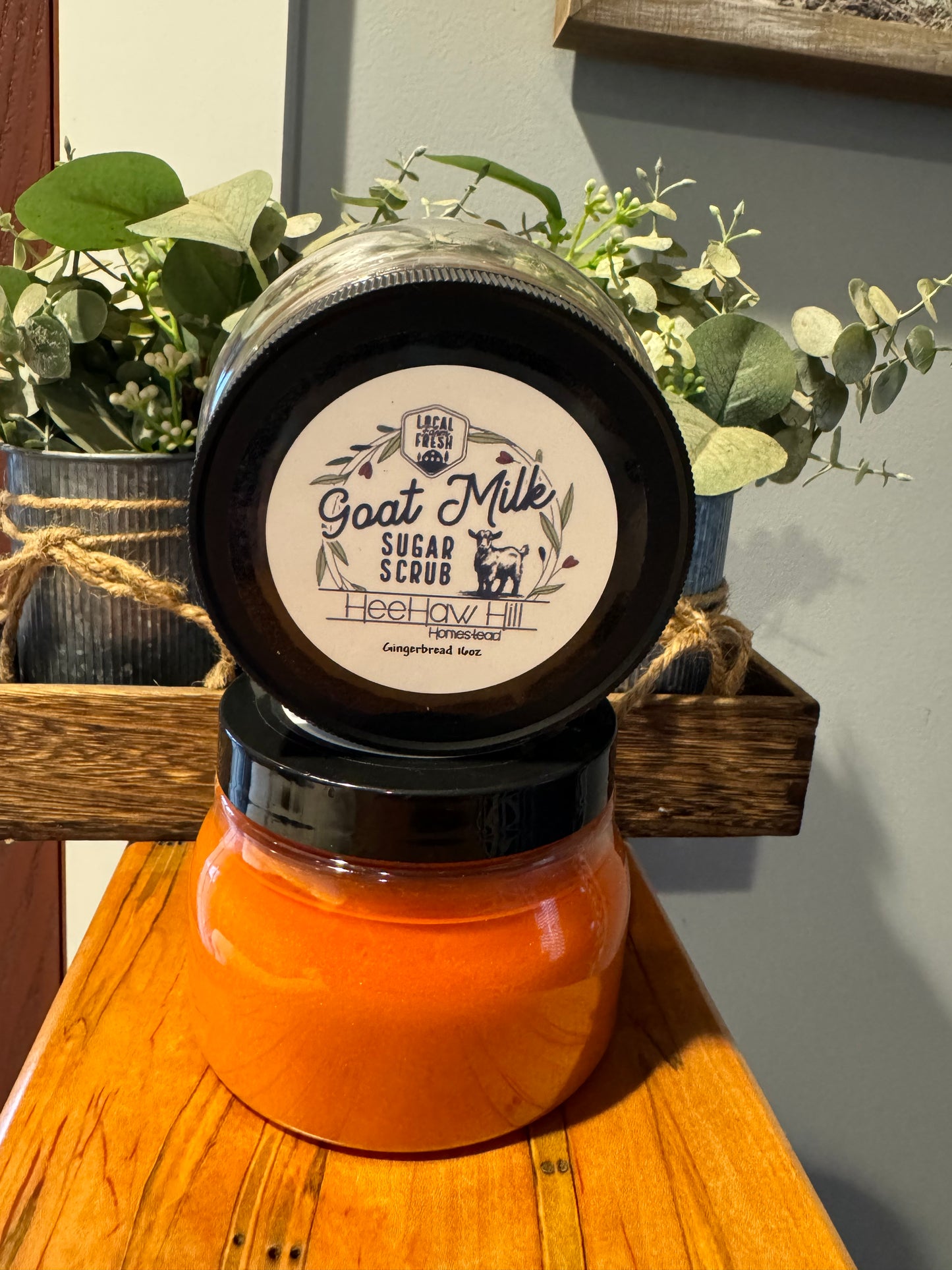 16oz sugar scrub gingerbread